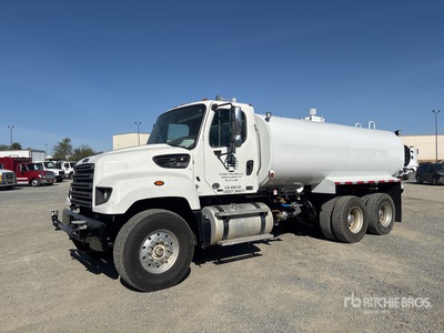 2012 Freightliner 114SD 4000 gal 6x4 Water Truck