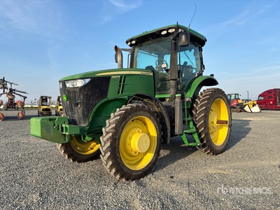 2013 John Deere 7200R 4WD Tractor
