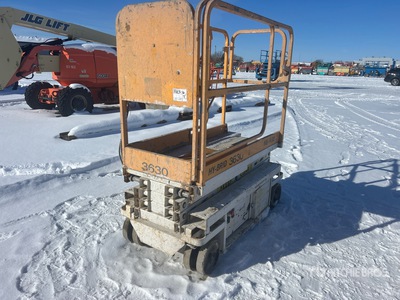 2016 Hy-Brid HB1430 Electric Scissor Lift