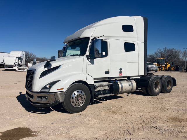 2023 Volvo VNL64T760 6x4 T/A Sleeper Truck Tractor
