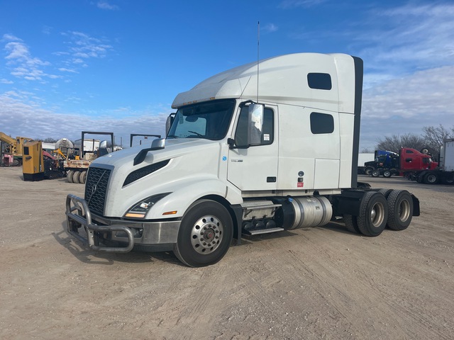 2023 Volvo VNL760 6x4 T/A Sleeper Truck Tractor