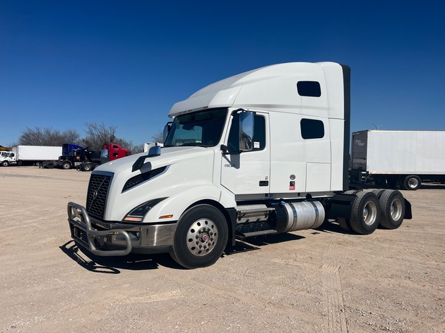 2023 Volvo&nbsp; VNL64T760 6x4 T/A Sleeper Truck Tractor