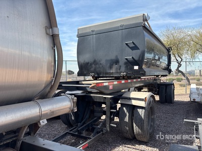 2016 Rogue RTB5000 T/A Turntable 搬送トレーラー