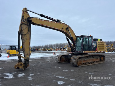 2017 Cat 336FL حفارة بجنزير