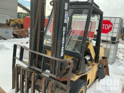 Hyster H90XLS 7600 lb Forklift (Inoperable)