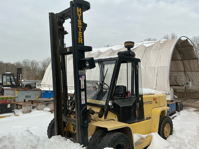 2000 Hyster H155XL2 11650 lb Pneumatic Tire Forklift (Inoperable)