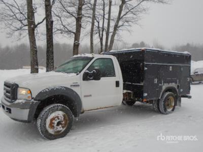 2005 Ford F-550 XL 4x2 Utility Truck