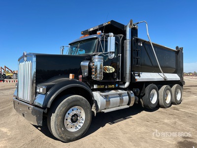 2022 Kenworth W900 8x4 Tri/A Camión dumper