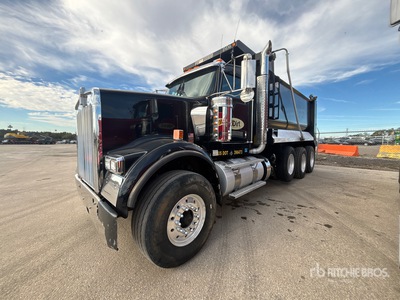 2022 Kenworth W900 8x4 Tri/A Dump Truck