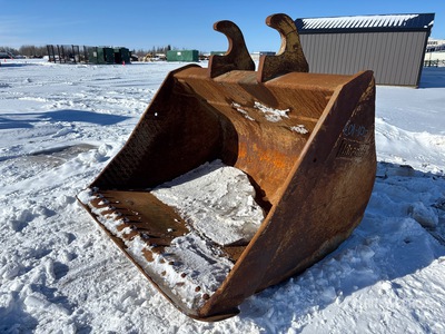 Brandt 84 in Q/C Cleanup Benna per escavatore - Fits John Deere 470G