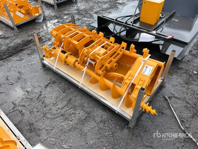 Quantity of (8) 2026 GIYI VCA-8 Mini Excavator Attachments - Fits Cat 301 (Unused)