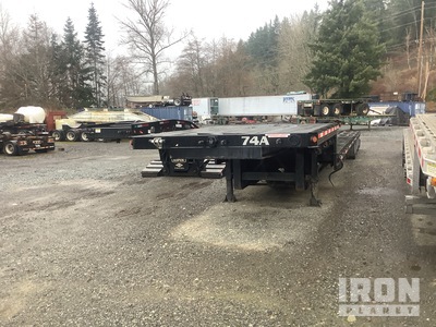 2010 Manac 48-65x102 53 ft Tri/A 48 ft - 65 ft Extendable extendable Step Deck Trailer