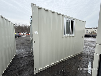 2026 11 ft Conteneur de stockage