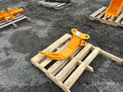 2026 GIYI 28 in Excavator Ripper - Fits CAT (Unused)