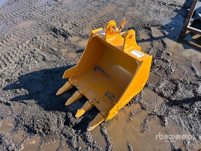 2026 GIYI GY-BK 24 in Digging Excavator Bucket (Unused)