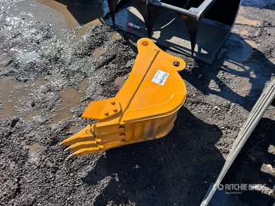 2026 GIYI GY-BK 12 in Digging Cat 305 Excavator Bucket (Unused)