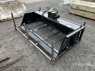 2026 GIYI GY-VB79 79 in Vibration bucket ملحقات معدة الحمل الصغيرة المجنزرة المتنوعة (Unused)