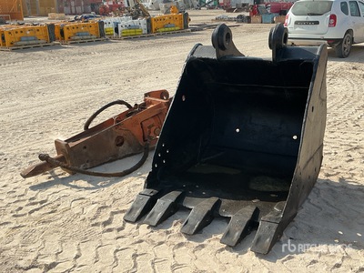 Hydraulic Breaker w/ 1180 mm Excavator Bucket - Fits 20 - 30 ton excavators