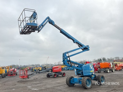 2013 Genie Z45/25J 4WD Diesel Articulating Boom Lift