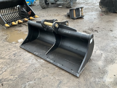 1770 mm Cleanup Excavator Bucket (Unused)