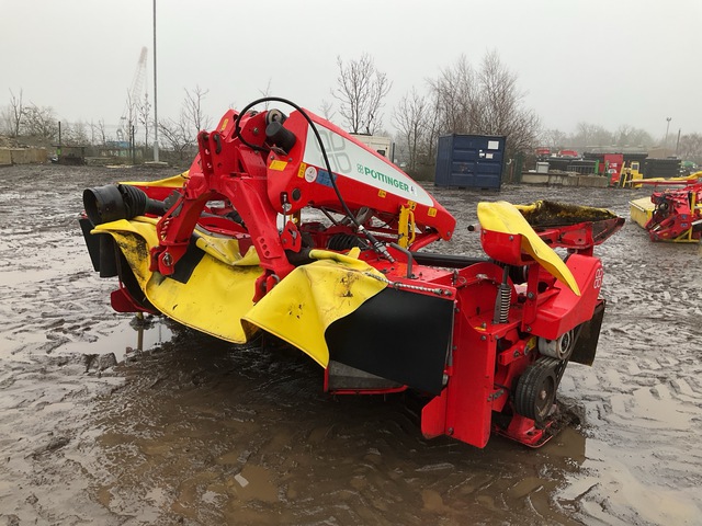 2021 Pottinger Novacat 301 ALPHA ED PRO 3000 mm Front Disc Mower 2021 Pottinger Novacat 301 ALPHA ED PRO 3000 mm Front Disc Mower