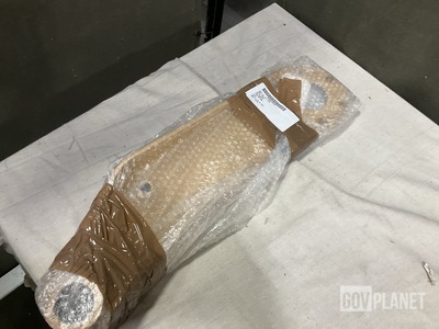 (4) M.D.F. Technologies PE33070 Trailing Arms