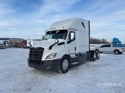 2019 Freightliner Cascadia 116 تراكتور شاحنة كابينة النوم (ثنائية المحور)