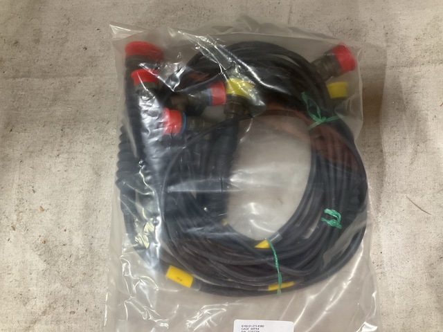 (5) 12352354 Wiring Harnesses