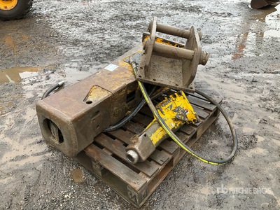 Quantity of (2) Demolition & Młot hydrauliczny