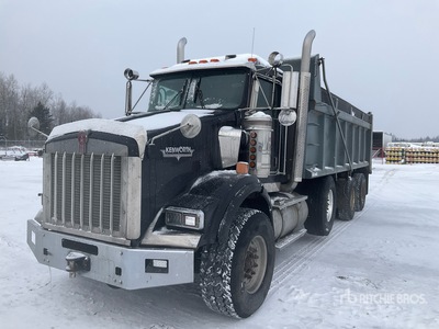 2006 Kenworth T880 8x4 Tri/A Dump Truck