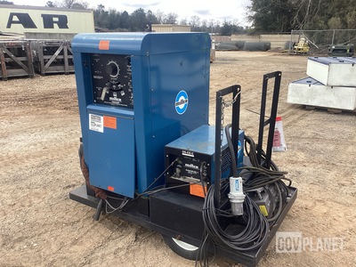 Trailer Mounted Miller 330A/BP Arc Welding Machine w/Radiator