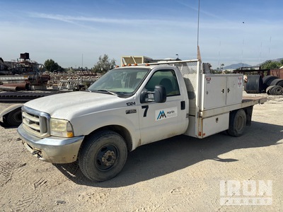 2005 Ford F-350 XL 4x2 Utility Truck
