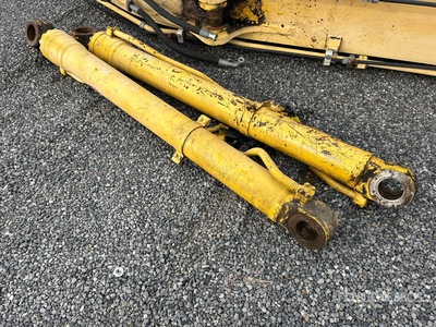 Quantity of (2) Hydraulic Cylinder
