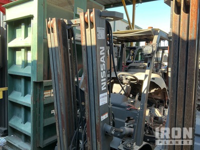 Nissan PF60 4850 lb Pneumatic Tire Forklift (Inoperable)