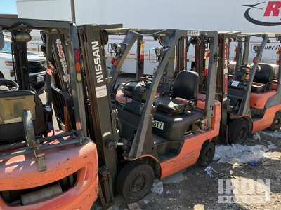 Nissan PF30 2500 lb Pneumatic Tire Forklift (Inoperable)