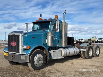 2007 Peterbilt 378 6x4 تراكتور شاحنة نهارية (ثنائية المحور)