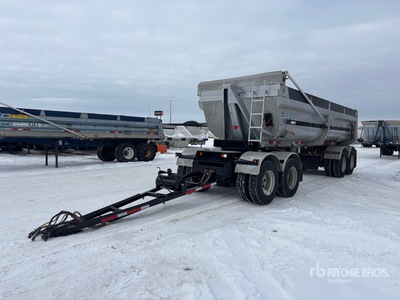 2020 Arnes 26 ft Quad/A Remolque banera