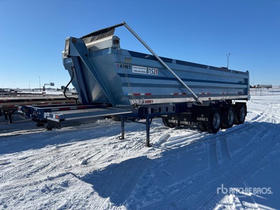 2025 Arnes 310 Ma 31 ft Tri/A Remolque banera