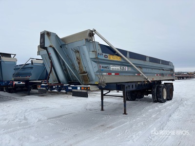 2016 Arnes 28 ft T/A Remorque à benne basculante