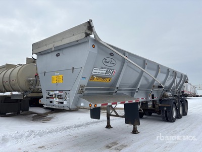 2017 Arne's 37 ft Tri/A Live Bottom Trailer