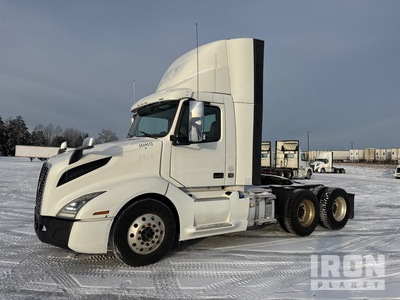 2018 Volvo VNL300 6x4 T/A Day Cab Truck Tractor