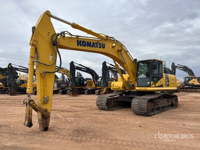 2019 Komatsu PC360LC-11 Tracked Excavator