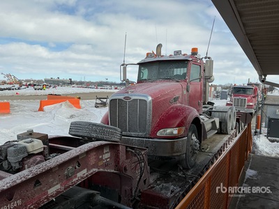 2009 Peterbilt 384 T/A Sleeper Truck Tractor