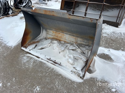 Volvo 70 in 1.3 lb Q/C Wheel Loader Bucket