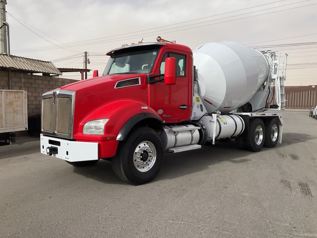 2018 Kenworth T880 6x4 Mixer Truck