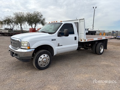2002 Ford F-550 XLT 4x2 Flatbed Truck