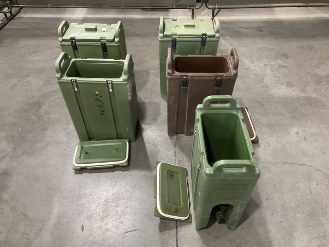 (28) Insulated Liquid Dispensers