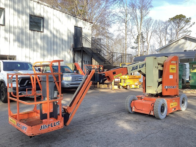 2018 JLG E300AJP 2WD Electric Articulating Boom Lift