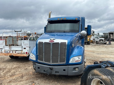 2014 Peterbilt 579 6x4 T/A Sleeper Truck Tractor