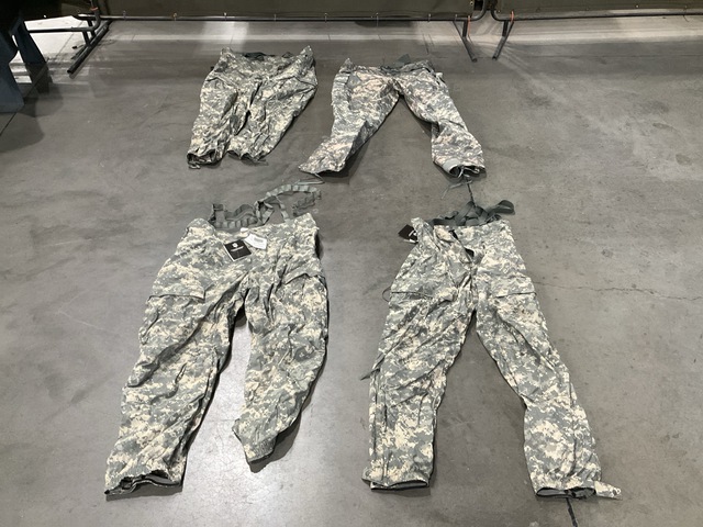 (158) Pairs of Cold Weather Trousers